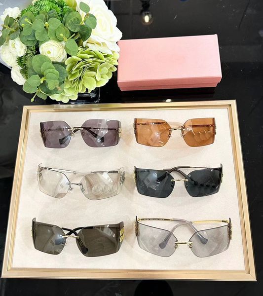 

2024 New Fashion Designer Sunglasses Classic Glasses Goggles Outdoor Beach Sunglasses Men and Women 5 Colors SMU54Y