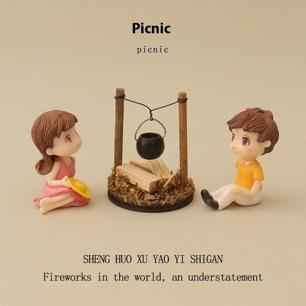

New cartoon creative hanging stove chopping wood, micro couple picnic scene, landscape decoration, baby house, home accessories