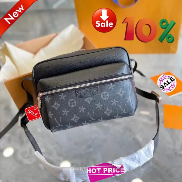 

AA Mens 45678218 Trio Outdoor Sports Messenger Shoulder Bag Womens Flap Luxury Cross Bodys Hobo Tote Evening Designer Genuine Leather Gym Handbags Clutch Bags, Red