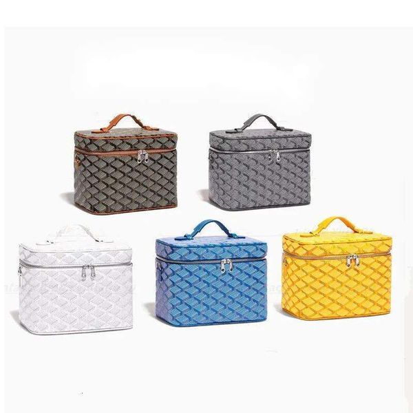 

s Designers Cosmetic Bag Wallets Card Holder Muse Vanity Case Cross Body Tote Key Hangbag Cards Coins Men Genuine Leather Shoulder Bags Purse Women Holders s, Grey