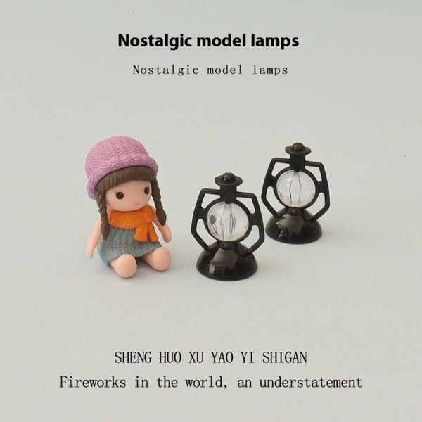 

Creative mini ornaments, miniature simulation lighting fixtures, cute dolls, girls, baby house decorations, micro landscapes, and landscaping accessories