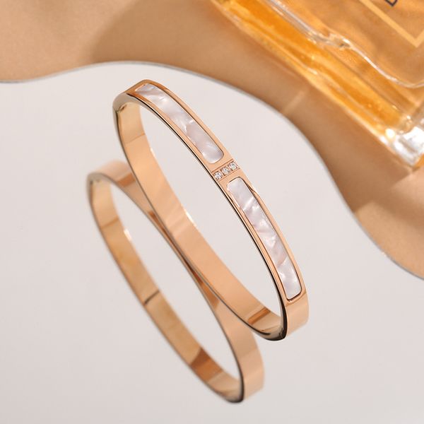 

Bangle Classic Luxury Zirconia Charm Bracelets for Women Fashion Brand Jewelry Elegant Bangle Birthday Charm Bracelets Party Gift No Box