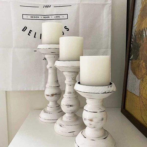 

Retro Wooden Candlestick: Handcrafted Tabletop Candle Holder Home Decor