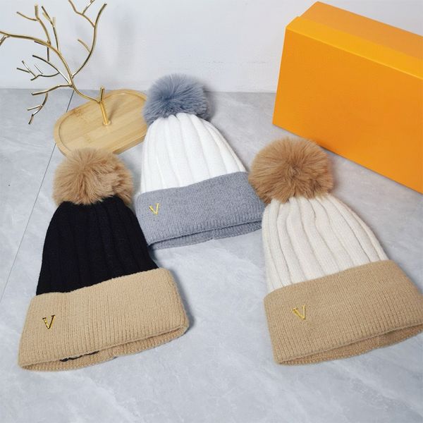 

Designer Winter Men And Women Knitted Hats Fashionable And Casual Classic Knitted Hats In 3Colors To Choose From, C2