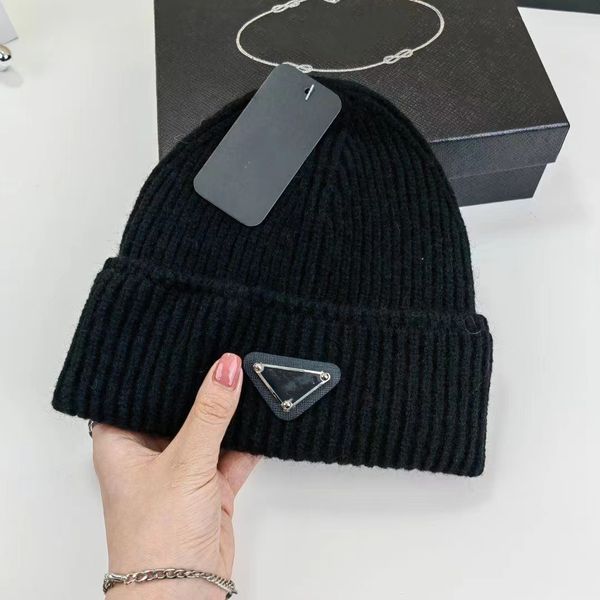 

casquette Luxury beanies designer Winter Bean men and women Fashion design knit hats fall woolen cap letter jacquard unisex warm skull hat, Yellow