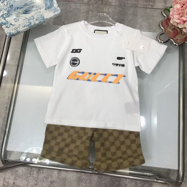 

Luxury designer kids T-shirt apricot fashion British top brand summer childrens treasures and girls cotton two-piece designers Tshirt tops shorts polo Clothing, White