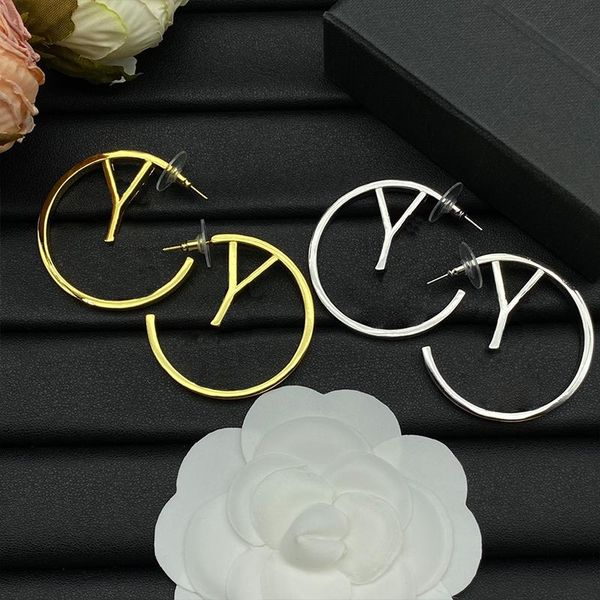 

Fashion Hoops Earrings Designer Simple Earing for Man Womens Classic 2 Colors Gold Silver