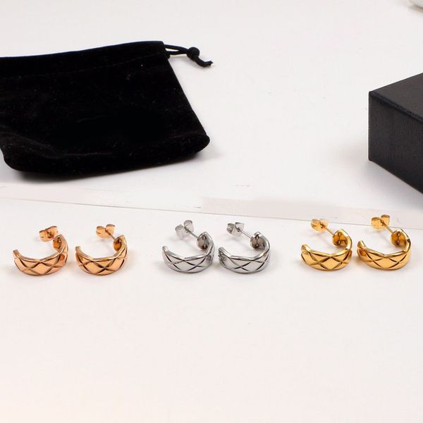 

Brand Ear Stud Earring Luxury Designer Fashion Women Rose Gold Silver Plated Stainless Steel Earring Elegant Jewelry Accessories Wholesale
