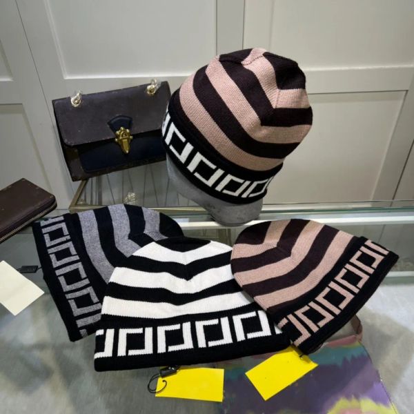 

Designer hat beanie fashion luxury baseball cap autumn and winter new simple knit hat soft and comfortable warm fashion men and women casquette letters bucket hat, 01original upgraded version