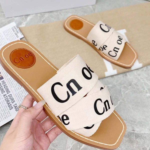 

2024 Luxury Sandals Woody Mule Flat Slides Designer Canvas Slippers Womens Letter sandal slipper shoes casual thick bottom net red summer flat flip flops women, White