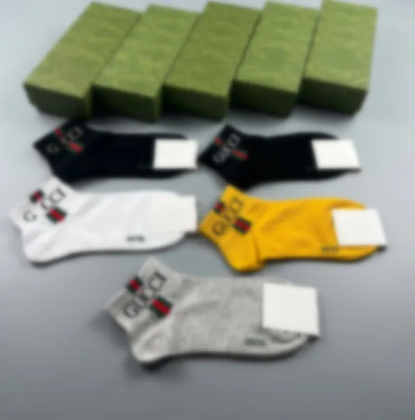 

Luxury socks designer socks for men and women casual sports socks warm stockings made of cotton with fashionable letter design 10 colours