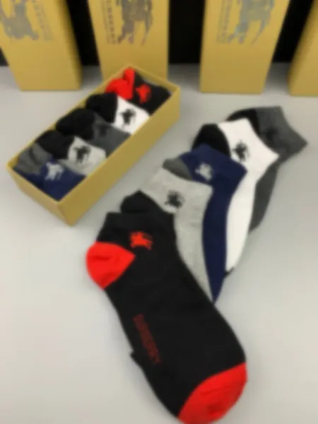 

socks for men and womens socks five brands of luxurys sports Sock letter knit sock cotton with boxes Pure cotton breathable sports socks for men and women
