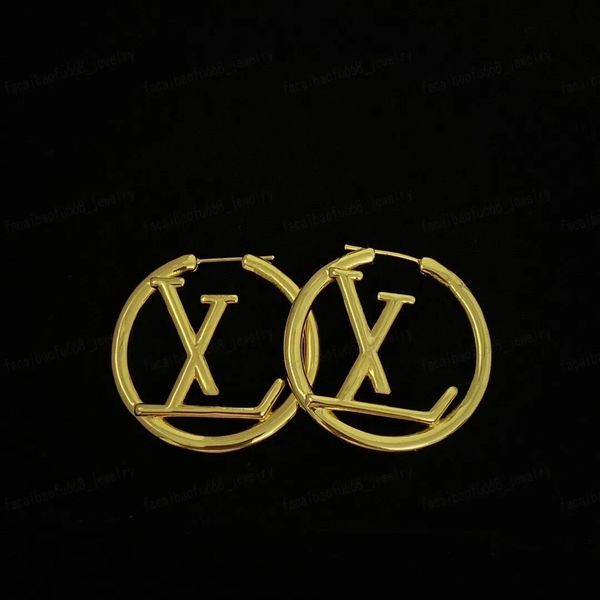

Designer earrings, fashion classic Designer lady ear studs Roman numerals Large Hoop Huggie Luxurys women earrings with original box