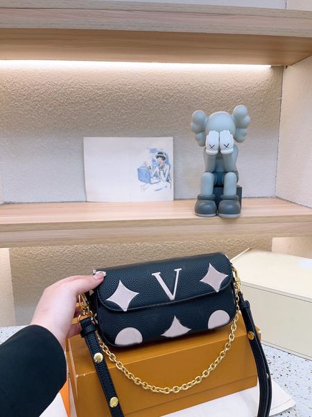 

M81911 ivy woc chain bags for women fashion Presbya flap design Underarm brand designer tote bag wallet purse, Black
