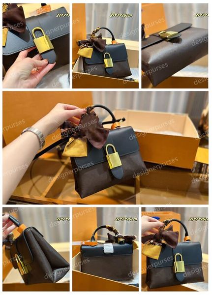 

Designer bag Lockybb Presbyopia Postman Crossbody Bag Ladies Women Lock Shoulder Female Luxurys Designers Leather Handbag M44080 M44141 WYG, Brown