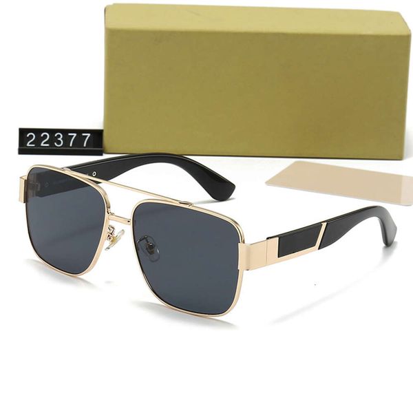

Designer sunglasses for women and men New unisex fashionable trendy casual vacation driving 22377 With Box
