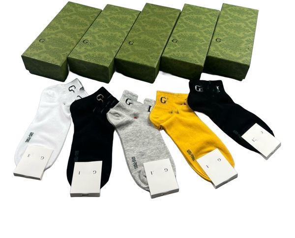 

2024 Designer Mens Womens Socks Five Brand Luxe Sports Winter Mesh Letter Printed Cotton Man Femal With Box For Gift