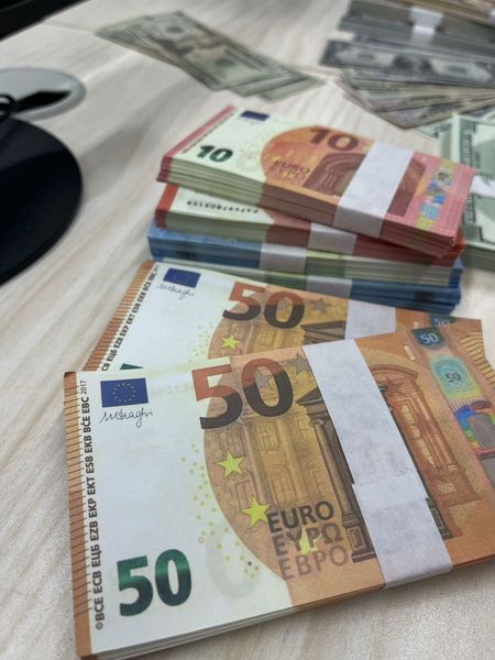 

Copy Actual Banknotes 1:2 Real Size Money Euro Ffcjb Counterfeit Cectk
