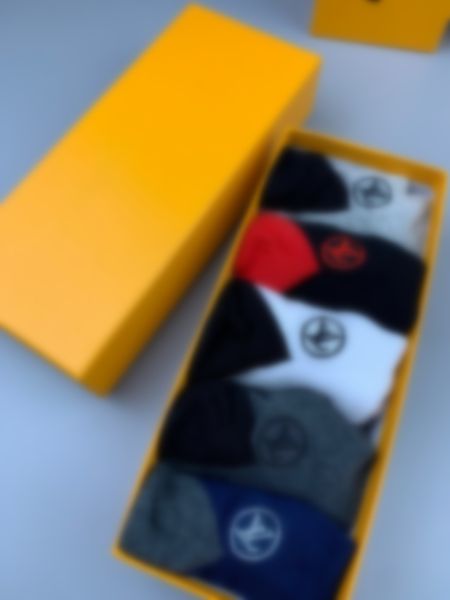 

designer socks Men's Socks luxury letter Men women Stockings fashion senior streets comfortable cotton Sock with box top 5 pieces/boxr, Green