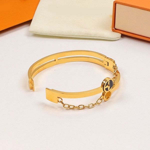 

Luxury Bracelet Chain Bangle Gold Silver Plated Stainless Steel Clover Wristband Cuff Chain Women Bracelet for Birthday Lovers Gift Original Designer