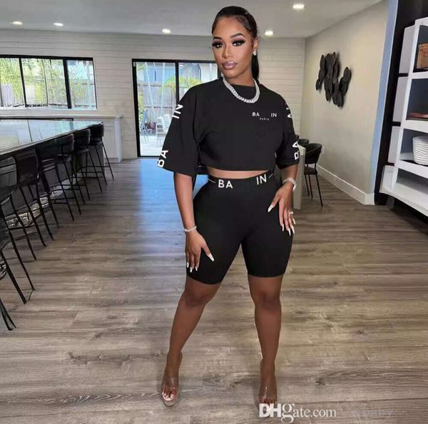 

Designer New Tracksuit 2 Piece Set Fashion Letter Printed Round Neck Short Sleeve T-shirt and Shorts Sets for Women Outfits s s