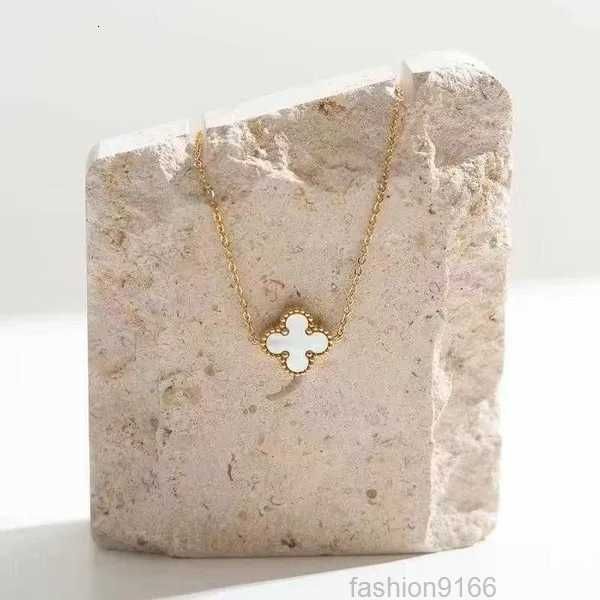 

Van Clover Necklace Designer Four Leaf Chain Lucky Four Leaf Grass Titanium Steel Miniature Design Colorless High Beauty Collar Chain Mini Female 2K2V7