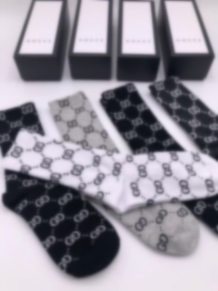 

socks Designer Luxury Classic Letter Fashion Iron Standard Pure Cotton Socks 2024 elite branded 5 pieces/box, #5color random