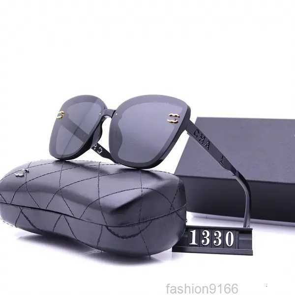 

Luxury Designer High Quality Sunglasses 20% Off Small fragrance letter leg fashion net red cats eye Ouyang Nana same a71280 1RKG0