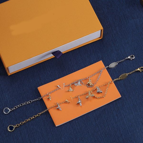 

Elegant Charm Bracelet Luxury Flower Letter Pendants Original Designer for Women Crystal 18K Gold Silver Plated Wristband Cuff Link Chain Bangle Fashion Jewelry