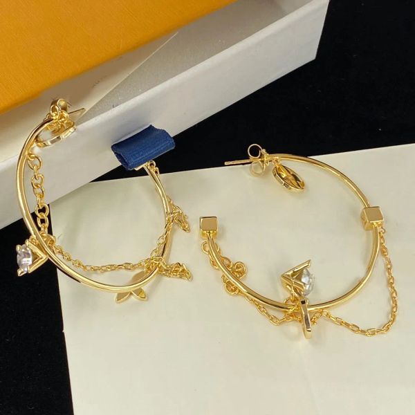 

Trendy Luxury Chain Tassel Ear Stud Earrings Brand Designer Gold Silver Plated Stainless Steel Ear Drop Fashion Women Wedding Fashion Jewerlry With Box Wholesale