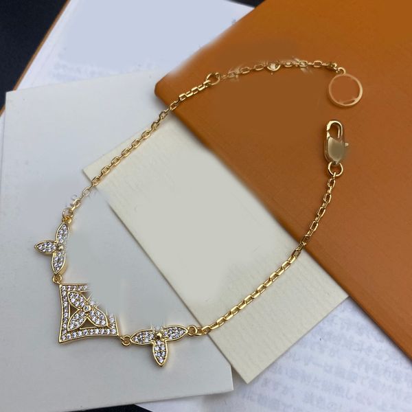 

Crystal Clover Bracelet Flower Charm Pendants Original Designer Fashion Women 18K Gold Silver Plated Wristband Cuff Link Bangle Jewelry Wholesale With Box
