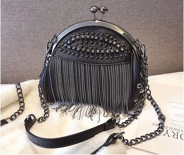 Designer diamond-studded studded tassel fashion chain one-shoulder crossbody tote shell bag