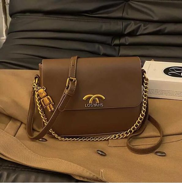 High quality super hot minimalist little women in the fashion trend of multi-functional chain Korean one-shoulder small square
