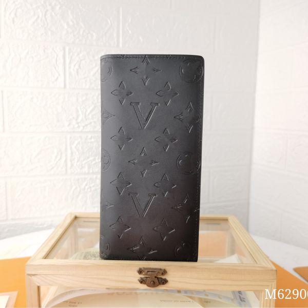 

Men Wallet Classic Long Zero Purse Solid Black Embossed Letter Old Pattern Design with Multiple Card Positions on Both Sides Practical Essential for Going Out