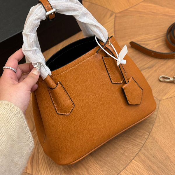 

luxury bag designer evening bag Lychee print handbag for women with large capacity Single shoulder crossbody bag fashion popular womens bag, Green