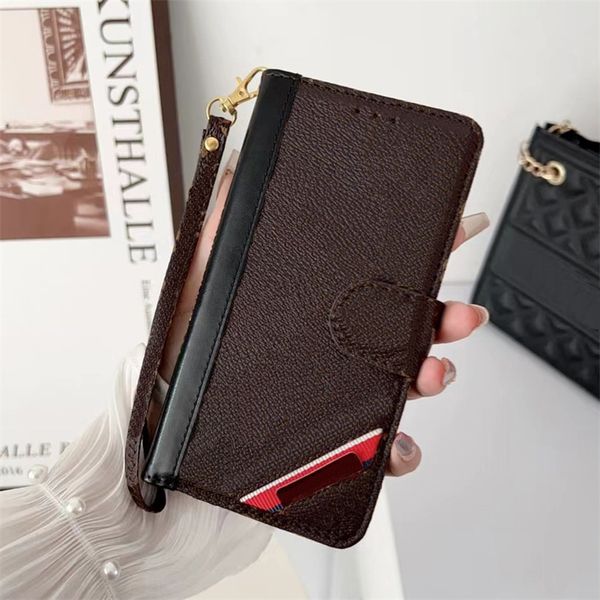 

Fashion Wallet Phone cases for iphone 15 15pro14 14pro 14plus 13 13pro 12 12pro Leather 6 Card Holder Pocket Wristband Designer Cellphone Case, L4-black embossed