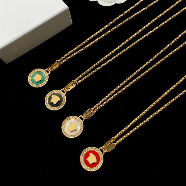 

Designer Pendant Necklace Luxury Necklaces Circle Stone Design Jewelry Wedding Gold Chain Personality Design 2 color High Quality