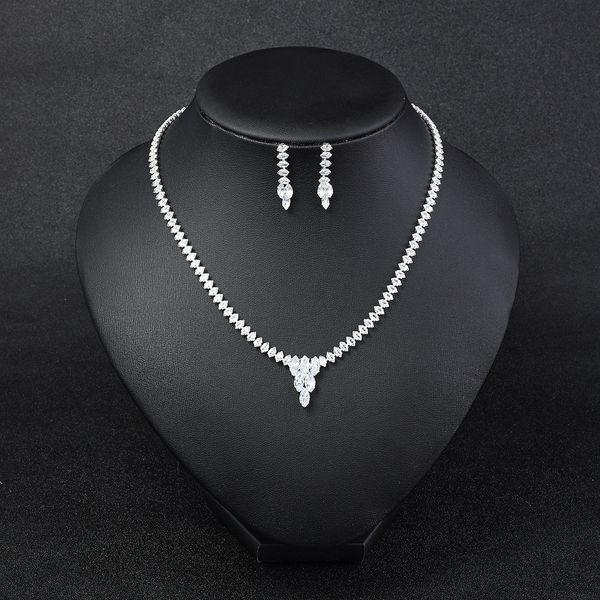 

european and American diamond inlaid necklace jewelry, high-end women's temperament design sense, zircon necklace jewelry, earring set, bride's wedding jewelry