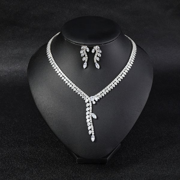 

european and American Bridal Jewelry Set Sparkling Zircon Wedding Necklace Earrings Two piece Chain Set Dinner Dress Wedding Accessories