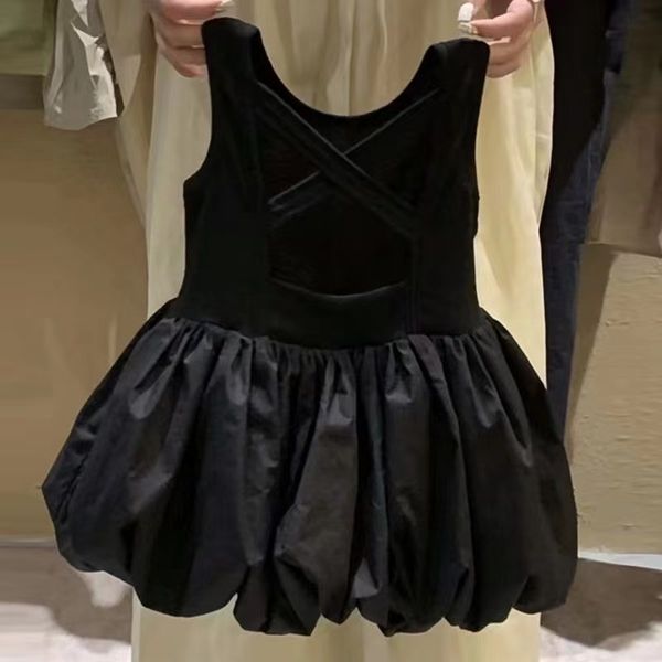

Hot Black Sleeveless Strapless Girl Skirt Baby Flower Skirt Vest Princess Skirt Fashion Simple