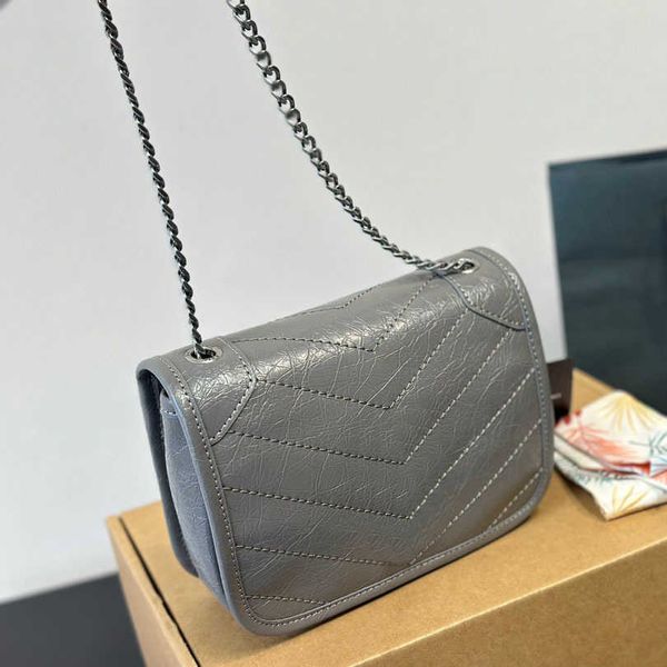 7A Mirror Quality chain designer women's crossbody bag luxury mini chain bag evening bag wax scratch crumpled cowhide shoulder bag 240515