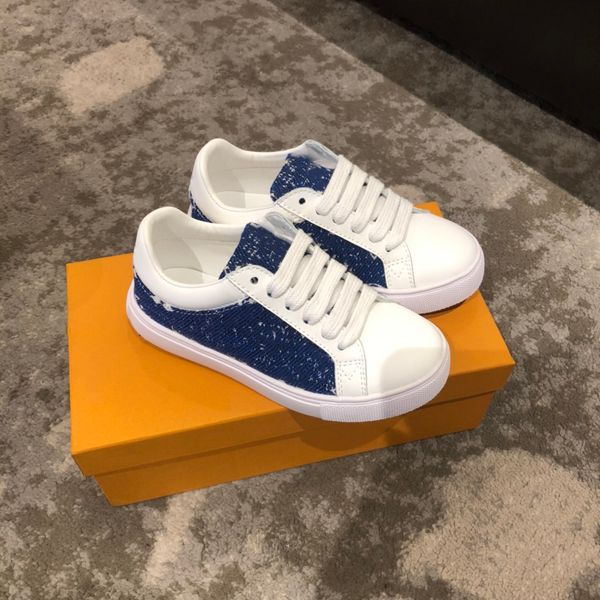 

Sports and leisure skateboard shoes designer children's walking shoes canvas panel soft and comfortable running shoes, Black