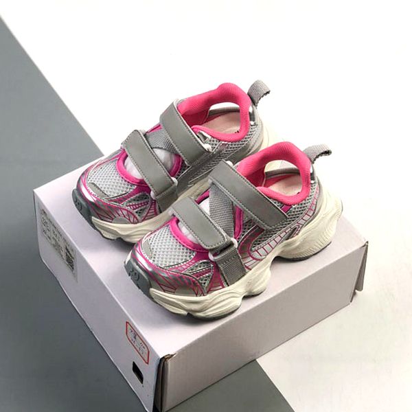 

Kids Mesh Sandals Versatile Breathable Running Shoes for Boys and Girls, White