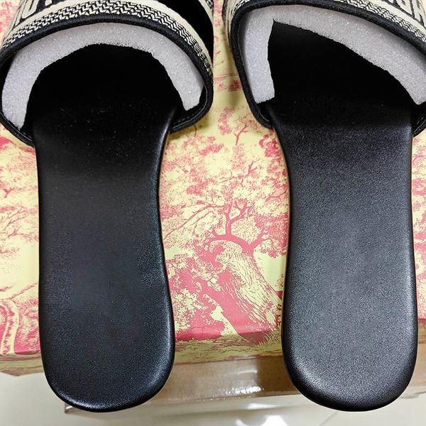 

Designer Sandals For Women Flats Summer Slippers Black Ladies Beach Shoes Plus Size Eur 35-42 High Quality With Original Box Dupe Slides, With original box +logo