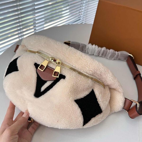 

Luxury Designer Embroidered Waist Bag for Women and Men Fashionable Crossbody Handbag with Lamb Wool Unisex Sports Shoulder Bag, Color