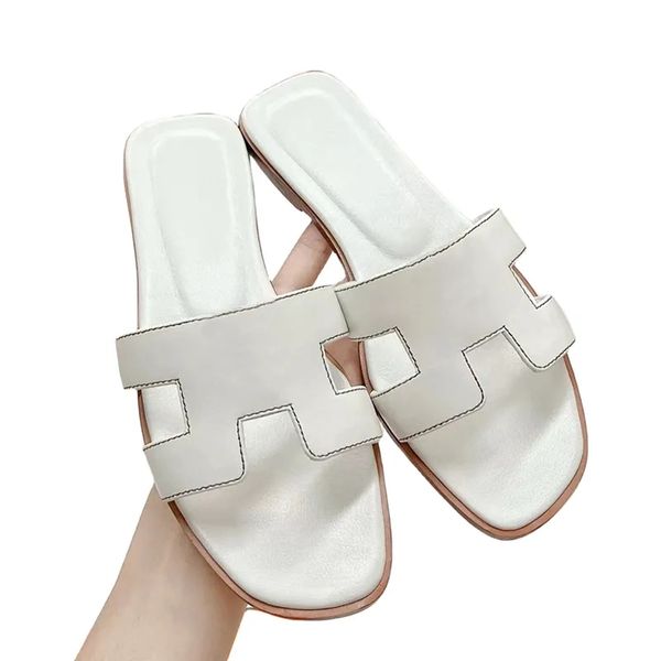 

2024 new style Best Quality Designer sandal lady Outwear Leisure Vacation beach slides flat bottom fashion Genuine Leather Slippers for Women size 35-45, A7