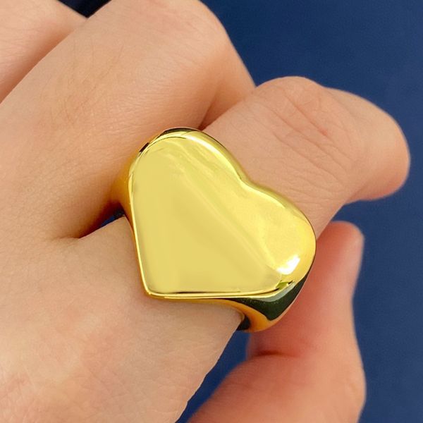 

2024 New Arrival Luxury Brand Fashion Open Ring Gold Silver Color Smooth Simple Love Heart Triangle Ring Cubic Zirconia Women Lady Party Jewelry Gift