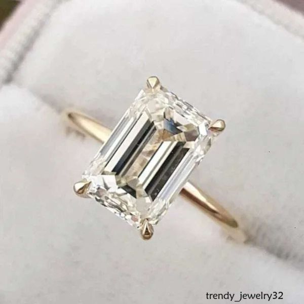 

Sterg Yellow Gold Engagement Emerald Cut Ring Simulated Dia Wedding Sier Bridal Rings Women Jewelry Lover 231121