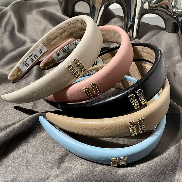 

Fashion Designer Brand Letter Headband Candy Color Women Girl Hairband Hair Accessories Hair Bands Casual High Quality HairBands