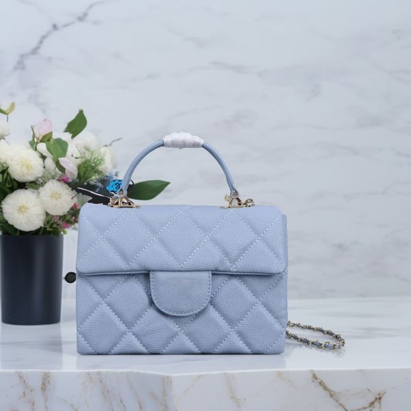 

New Famous Brand Noble and Elegant Women's Handbag High Quality Genuine Leather Flap Wrist Bag, Blue